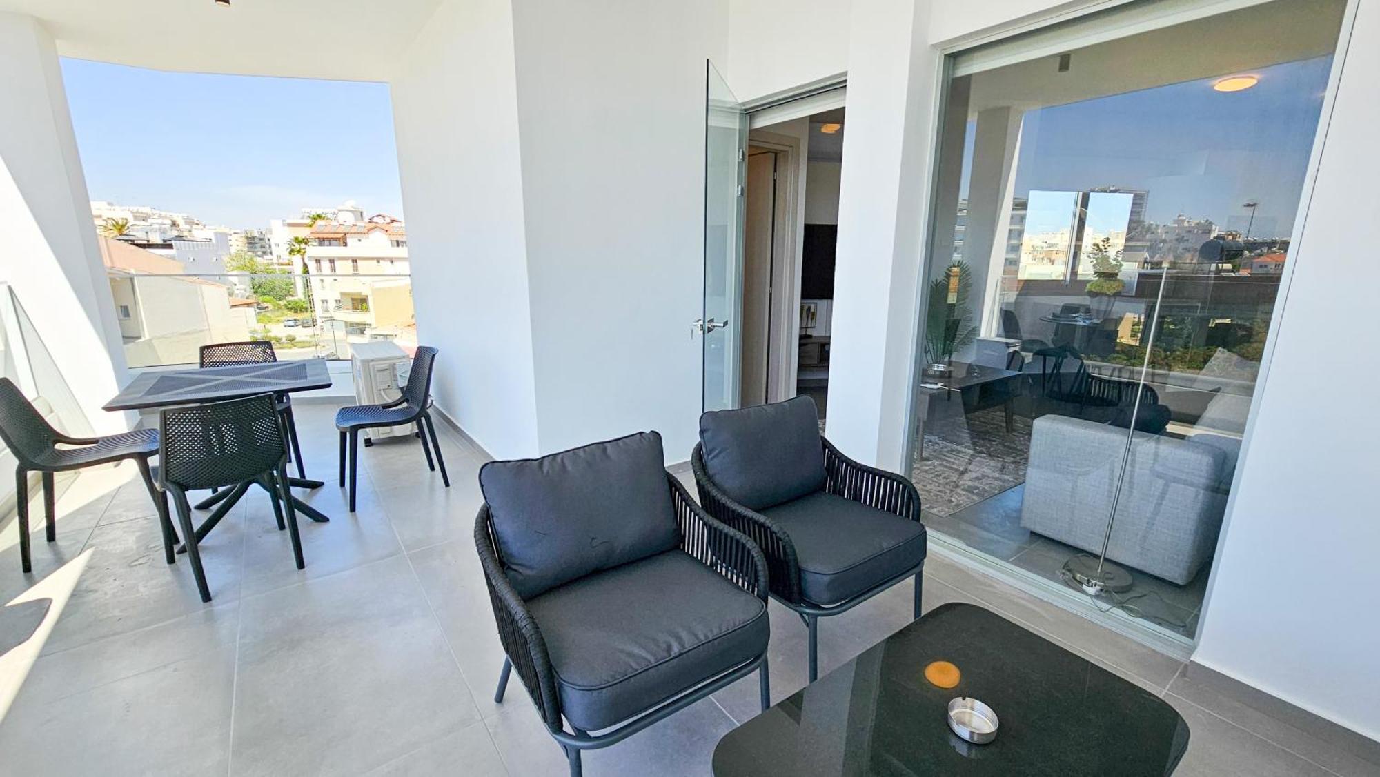Sealife Citycenter Residences Larnaca Eksteriør billede